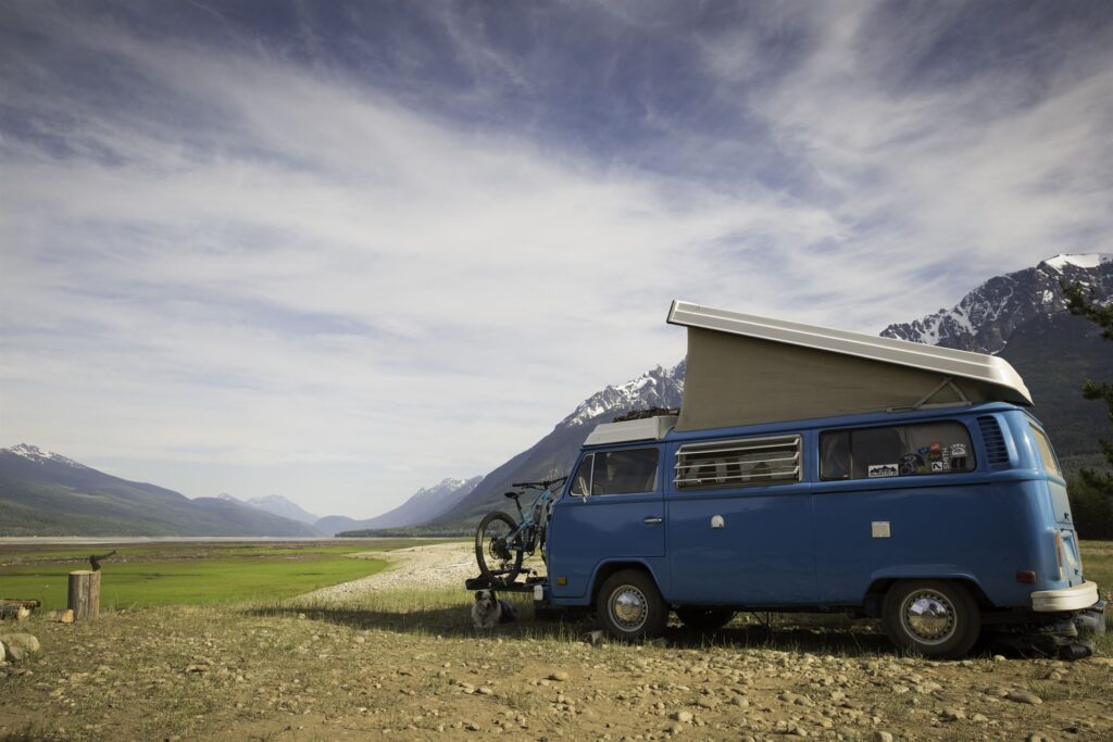 camping kinbasket lake valemount